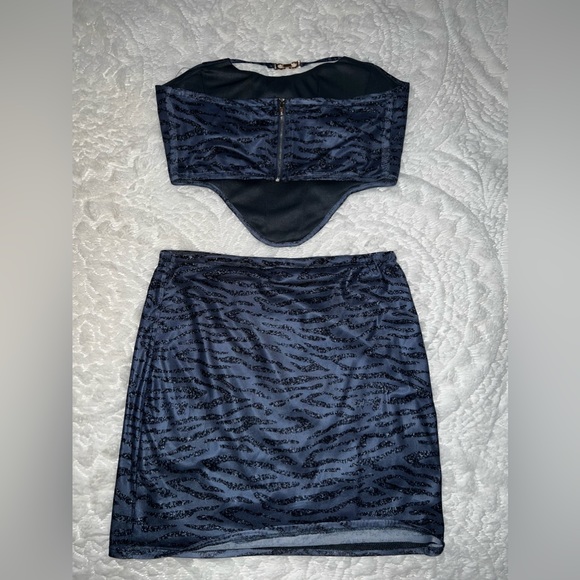 Navy 2 Piece Skirt Set - Picture 2 of 8